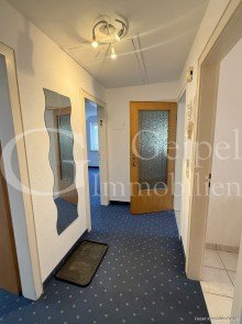 DG - Flur geipel.de - Zweifamilienhaus