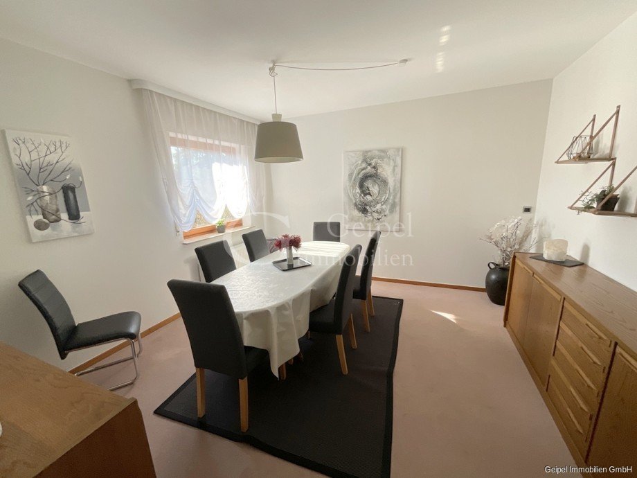 Esszimmer im Erdgeschoss Zweifamilienhaus Alfeld (Leine) / Brunkensen