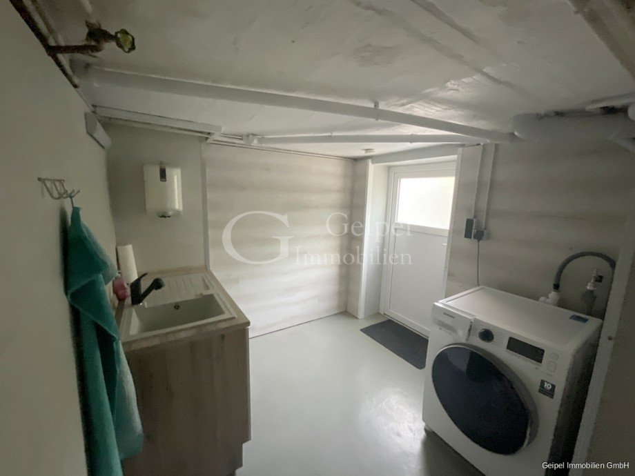 Waschk�che Zweifamilienhaus Duingen