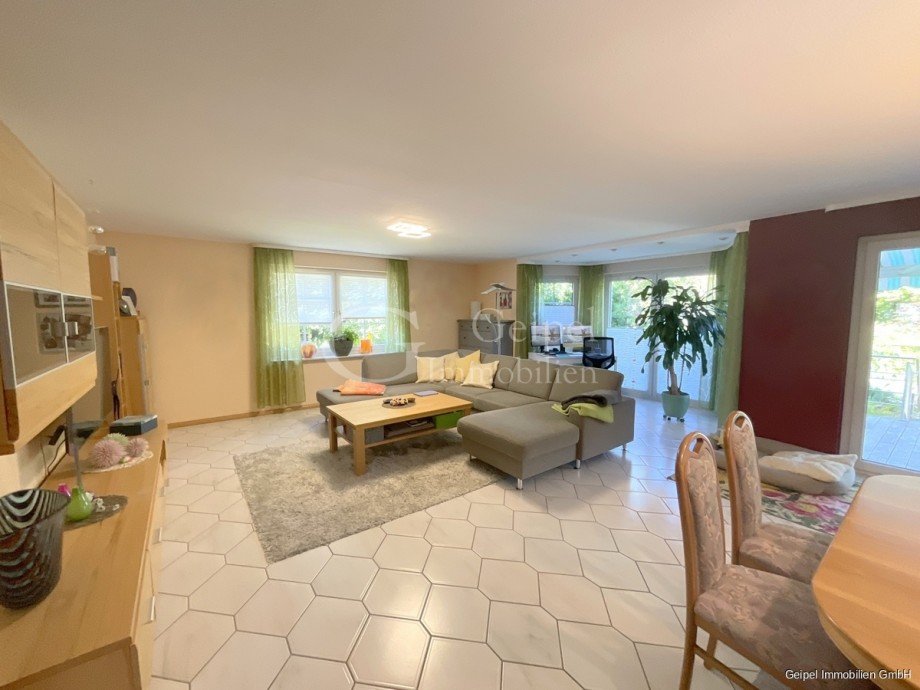 EG - Wohnzimmer Zweifamilienhaus Duingen