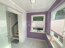 EG - Hauseingangsflur geipel.de - VERKAUFT Zweifamilienhaus mit gepflegtem Garten, Carport und separater Werkstatt