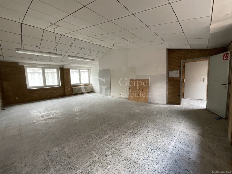 Bild 1 Halle Alfeld