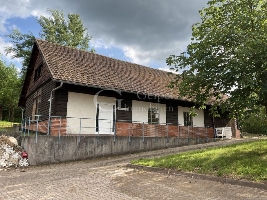  Halle Alfeld