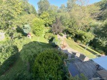 DG - Blick in den Garten geipel.de - VERKAUFT Zweifamilienhaus mit gepflegtem Garten, Carport und separater Werkstatt