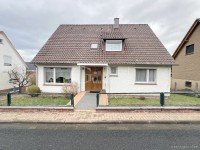 Bild (89994cc42d1c92b5854158e4fe18e9ed): geipel.de - VERKAUFT Haus mit Potenzial und Blick auf Alfeld