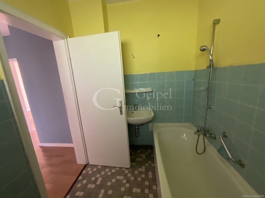 Bad Bild 2 Etagenwohnung Alfeld