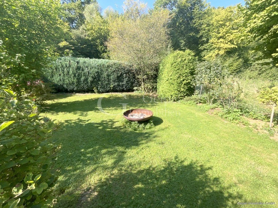 Garten Zweifamilienhaus Duingen