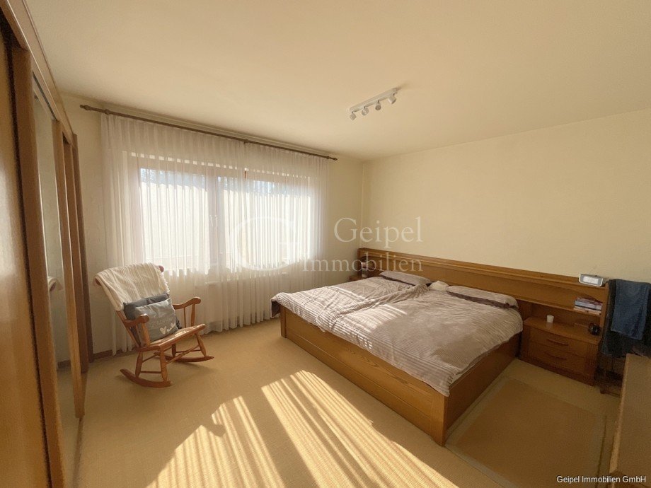 Schlafzimmer im Erdgeschoss Zweifamilienhaus Alfeld (Leine) / Brunkensen