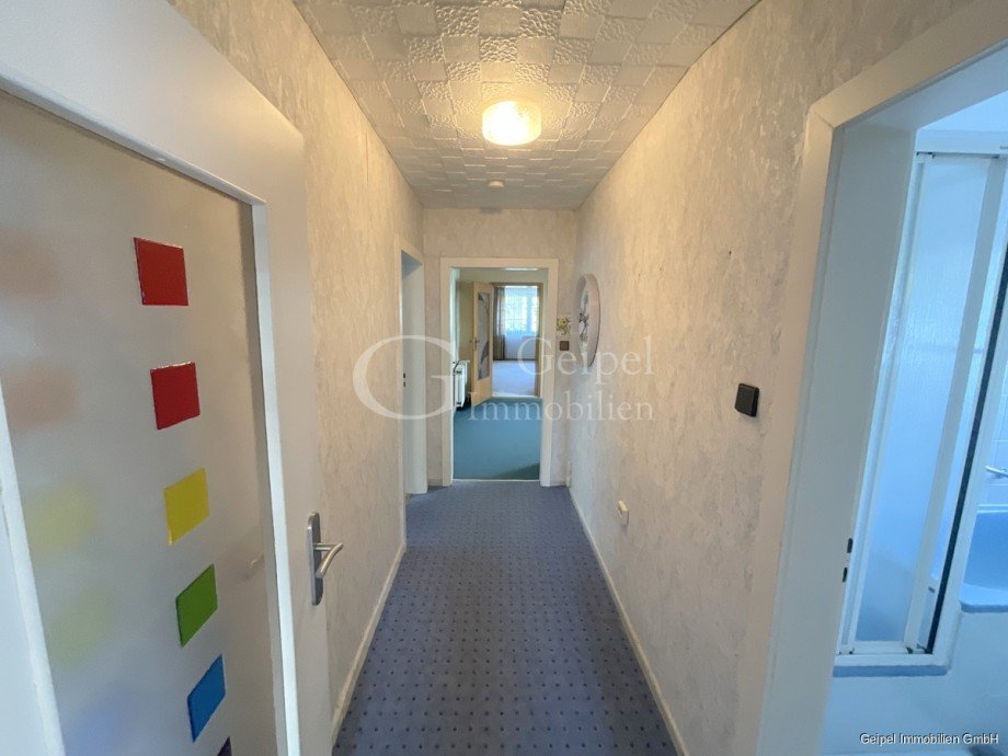 DG - Flur Zweifamilienhaus Duingen