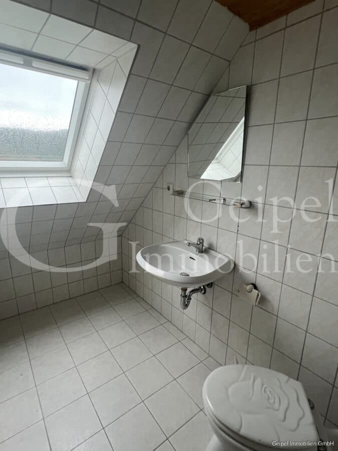 2 Familienhaus in Föhrste - WC im DG